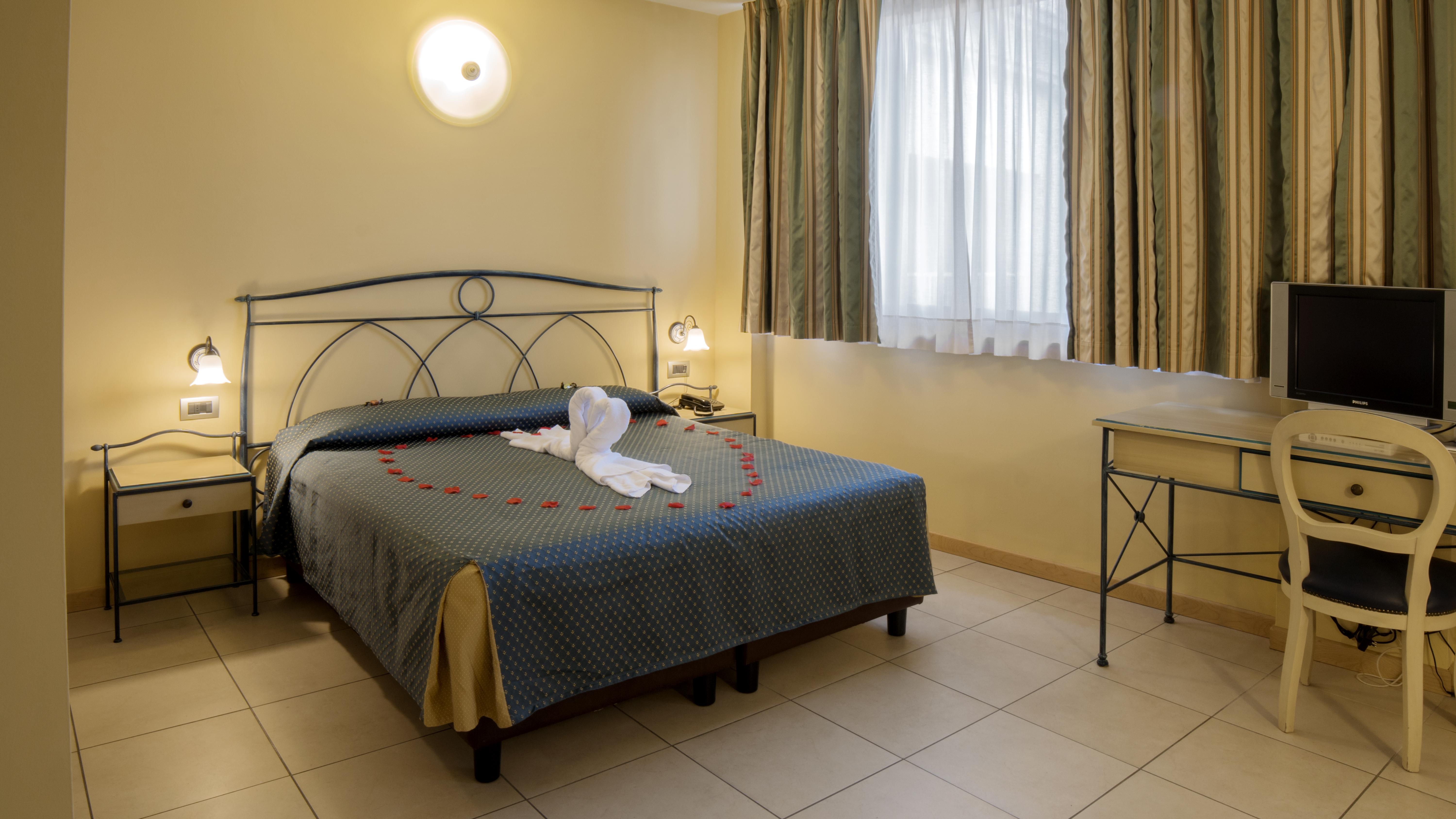 Hotel Lovere Resort & Spa Esterno foto