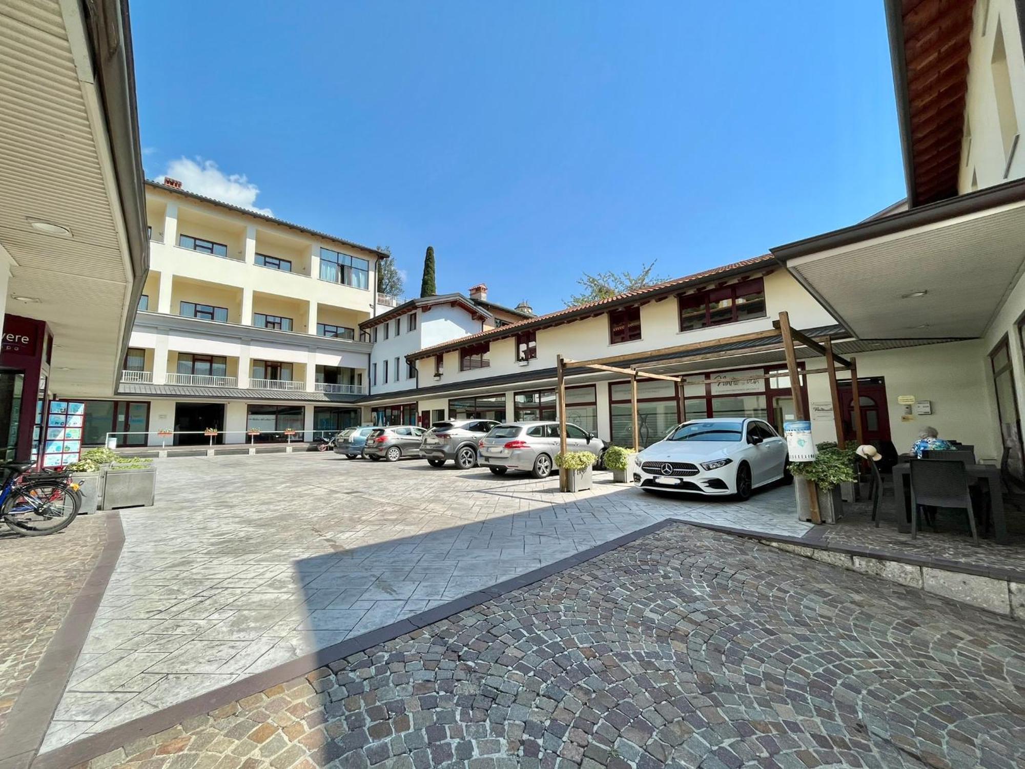 Hotel Lovere Resort & Spa Esterno foto