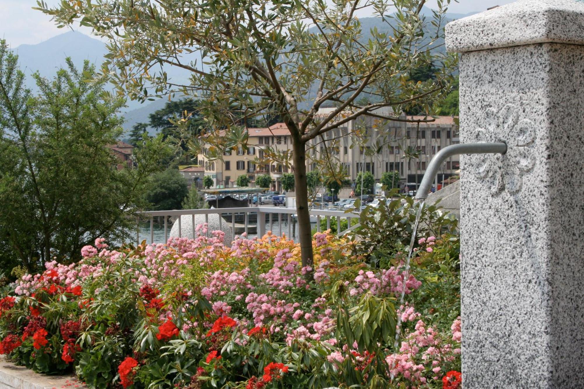 Hotel Lovere Resort & Spa Esterno foto